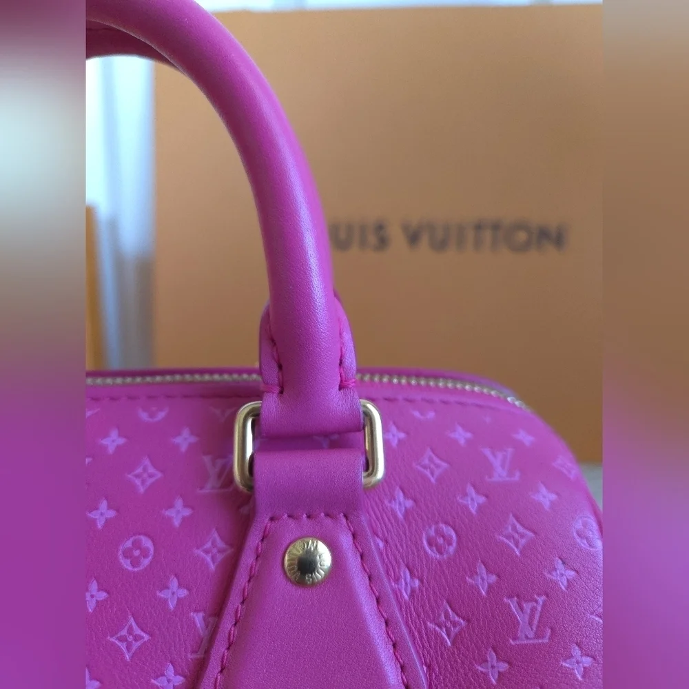 Louis Vuitton Speedy Bandoulière 20 Nanogram Hot Pink Calf Leather Bag